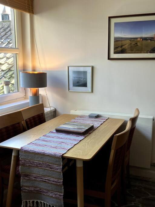Bright Central Large Cosy Flat St Andrews Buitenkant foto